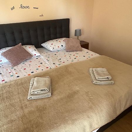 Apartman Luka 크르니카 외부 사진